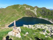 16 Della  semplice bella crocetta lignea rimane ora solo il montante, la traversa non si trova 